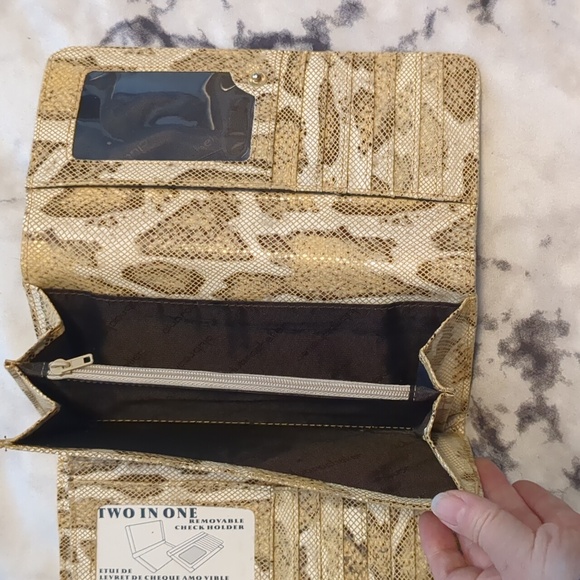 Club Rochelier snakeskin tri fold wallet - Picture 6 of 7